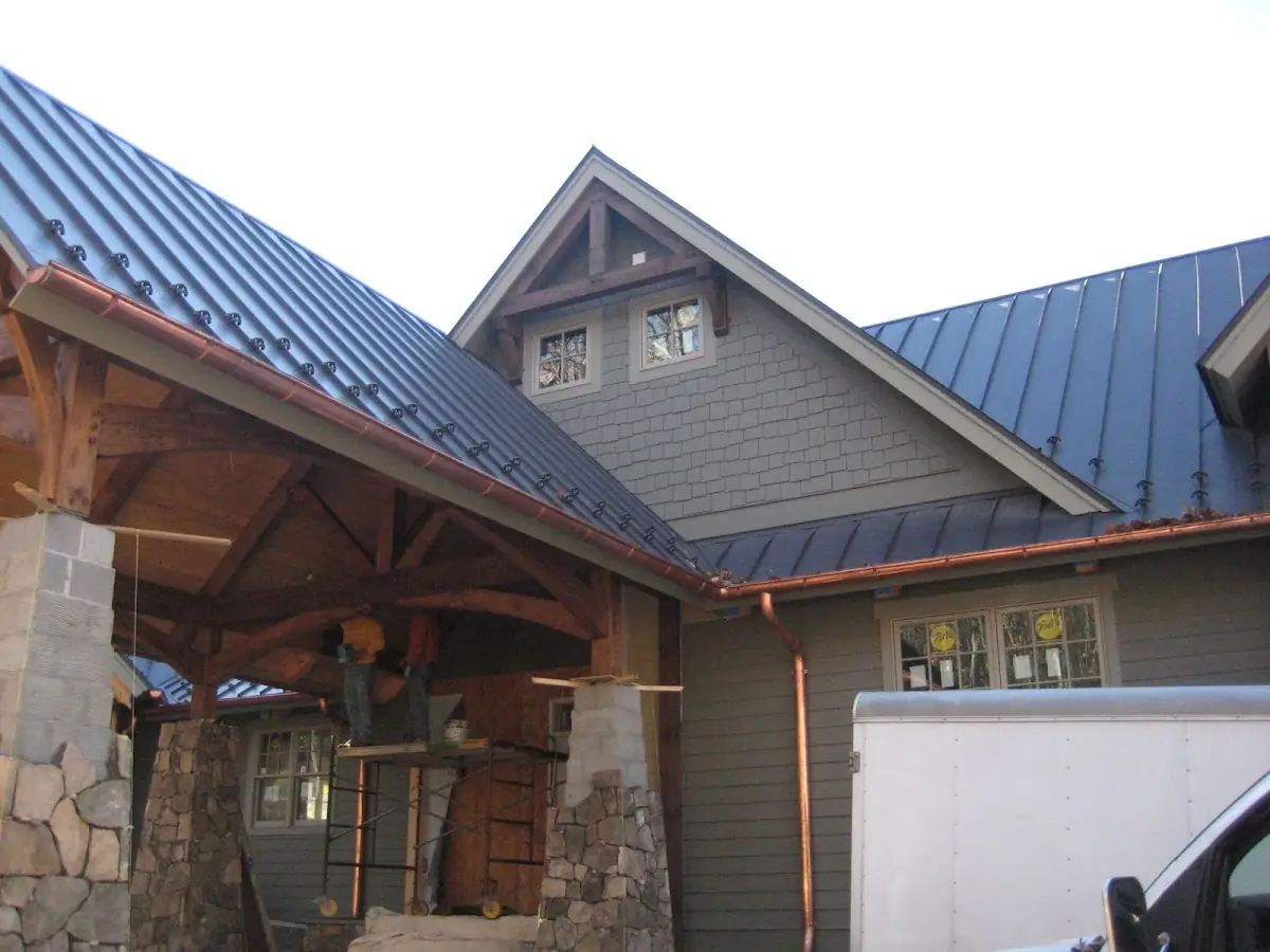 Craftsman Roofing team delivering quality roofing work in Little Hollywood